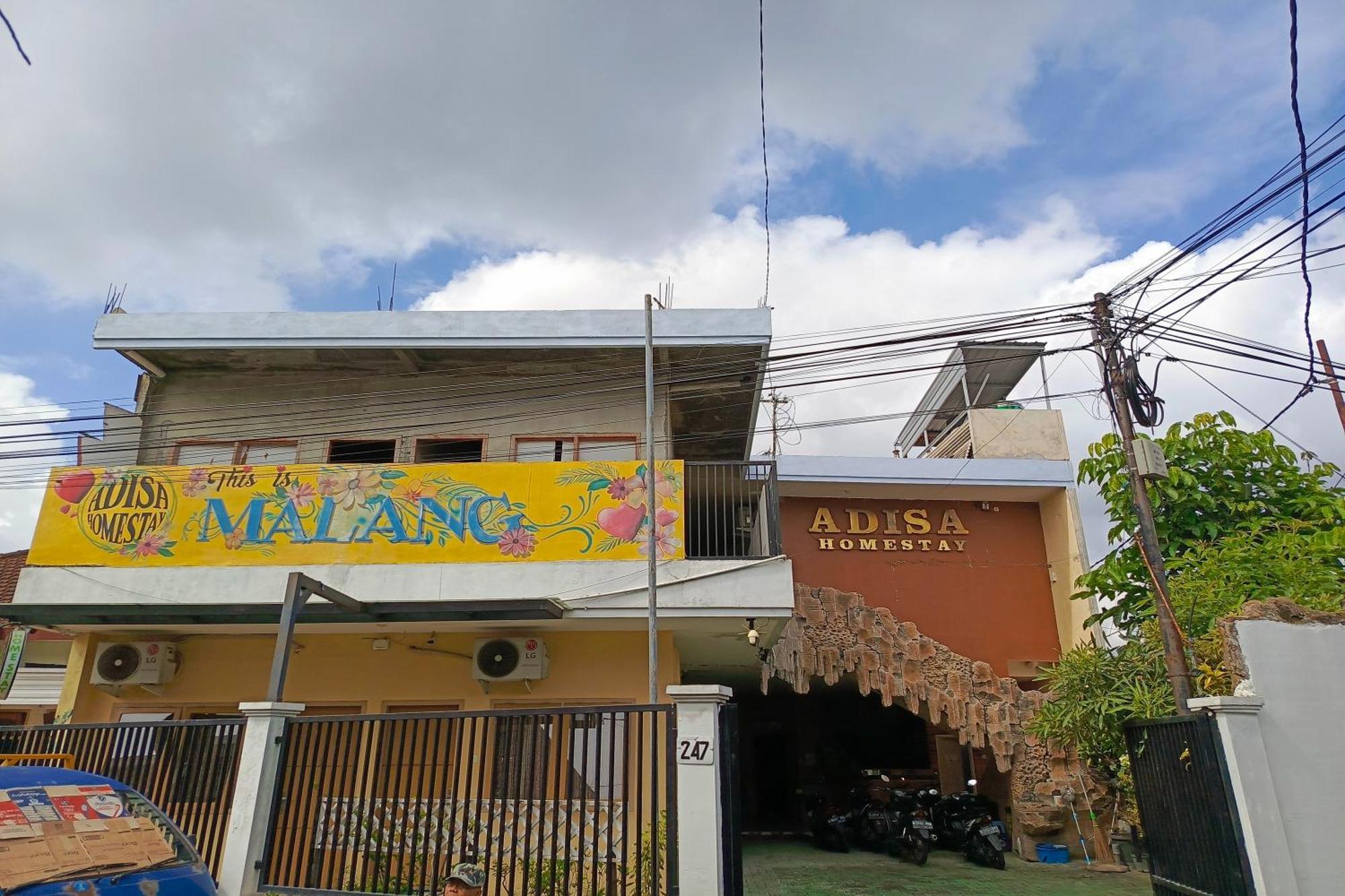 Adisa Homestay มะลัง ภายนอก รูปภาพ